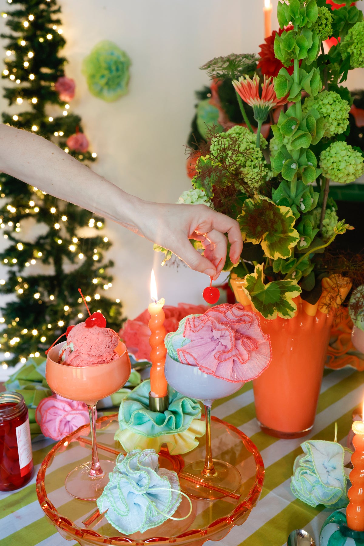 Frilly Bon Bon Decoration 4 Piece Set