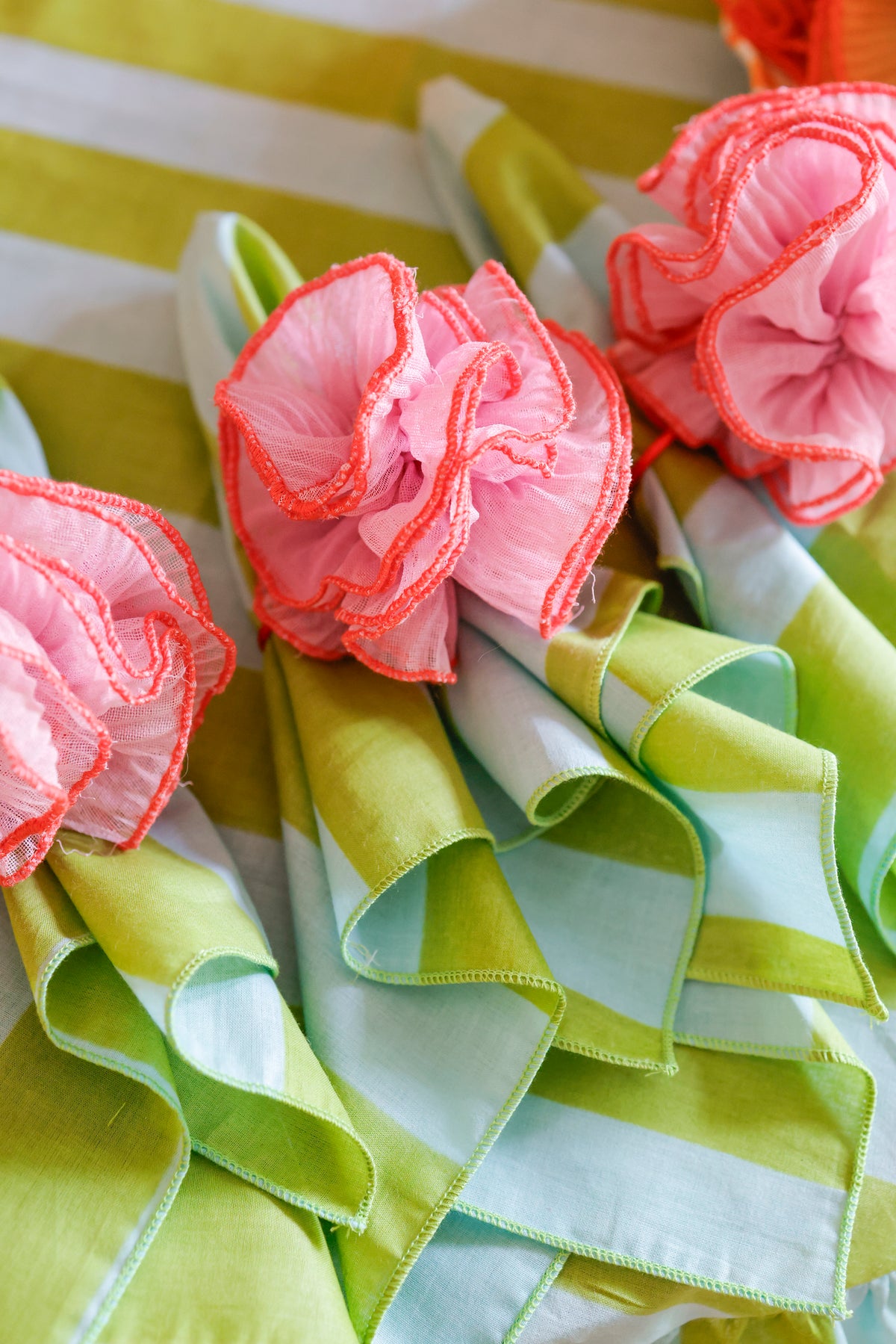 Frilly Bon Bon Decoration 4 Piece Set