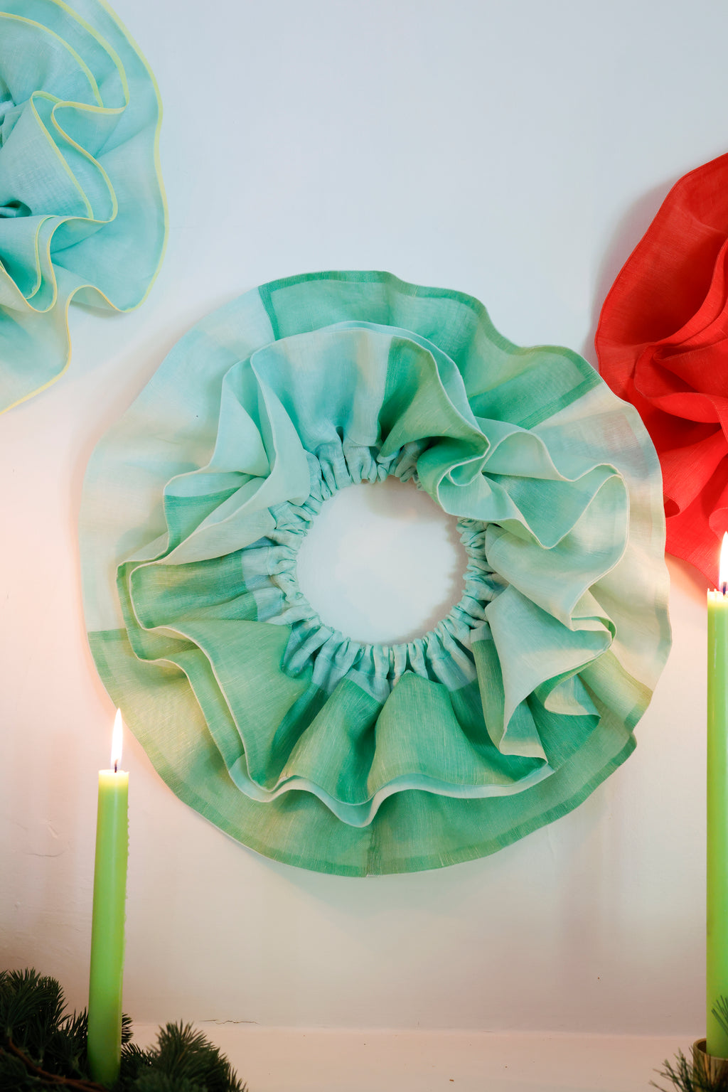 Merry Martini Christmas Ruffle Circlet