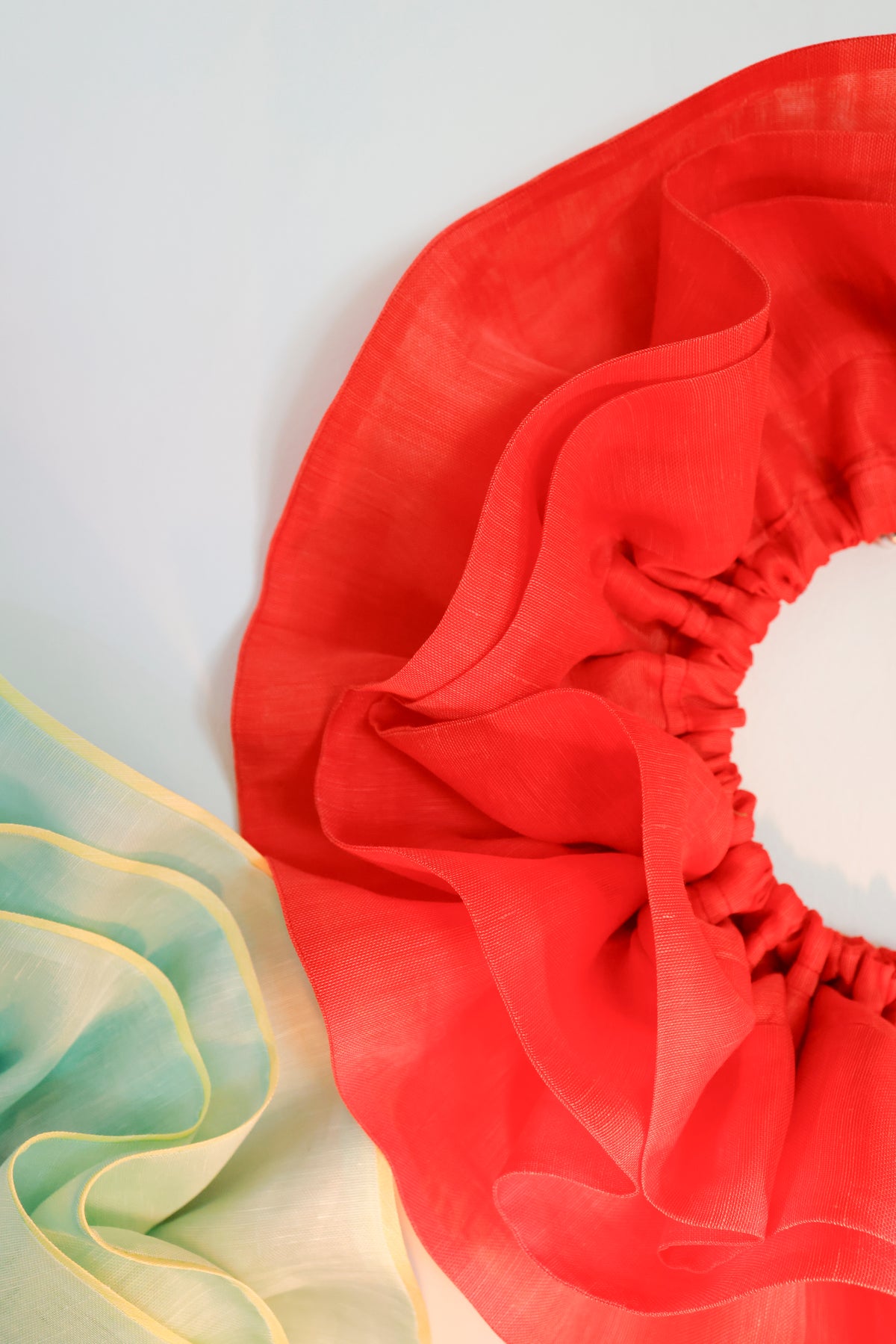 Holiday '75 Christmas Ruffle Circlet