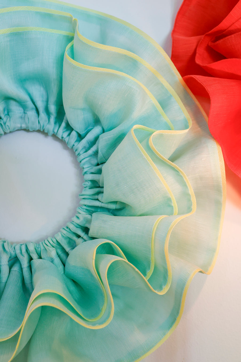 Festive Gelato Christmas Ruffle Circlet